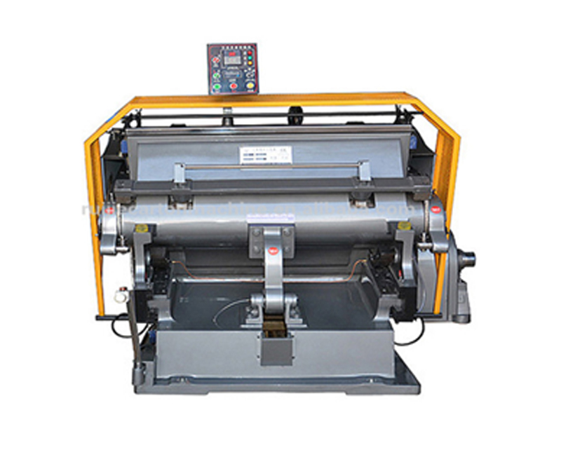 Manual die-cutting and creasing machine